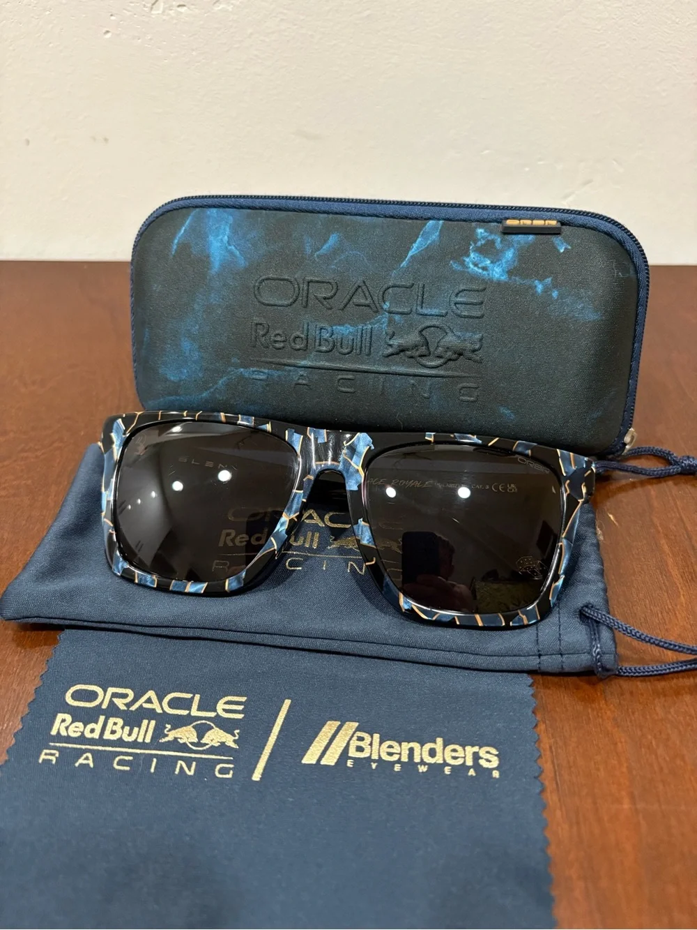 Oracle Red Bull Racing Men’s Blue Tortoise Sunglasses by Blenders